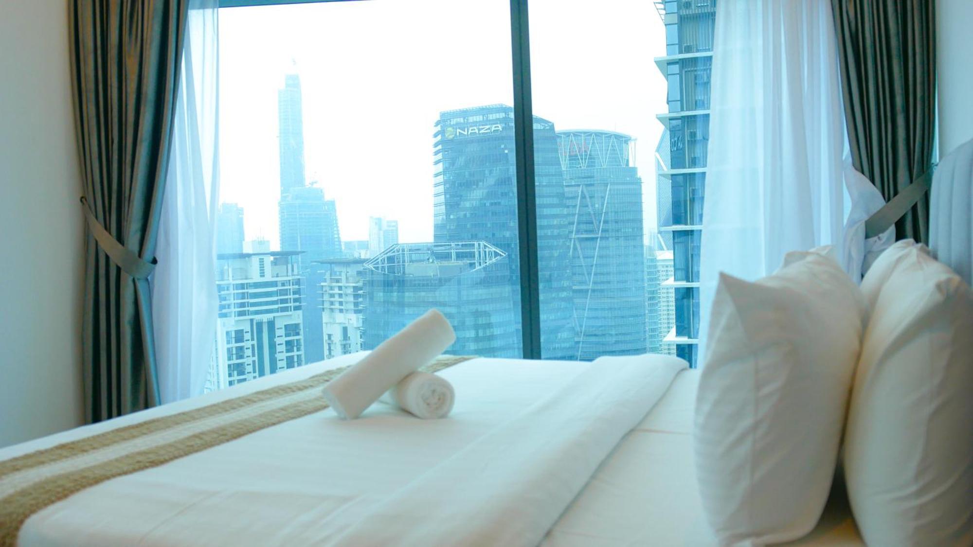 Crystal Suite At Eaton Klcc Kuala Lumpur Exteriör bild