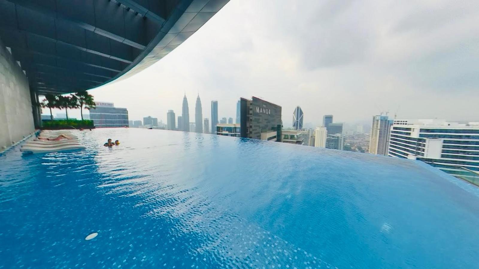 Crystal Suite At Eaton Klcc Kuala Lumpur Exteriör bild